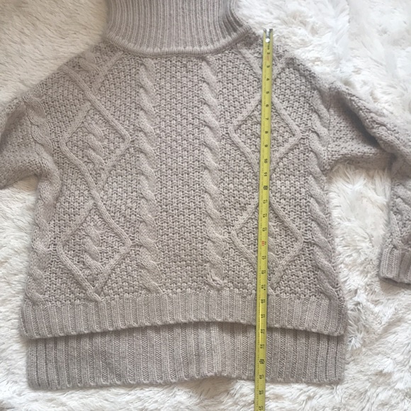 Forever 21 chunky knit turtleneck sweater - Picture 8 of 9